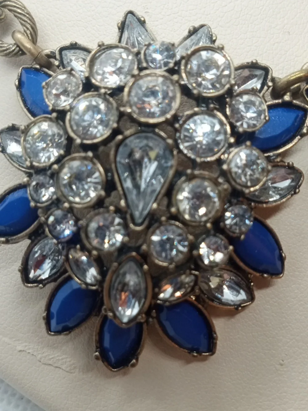LOFT STATEMENT NECKLACE - Picture 7 of 9